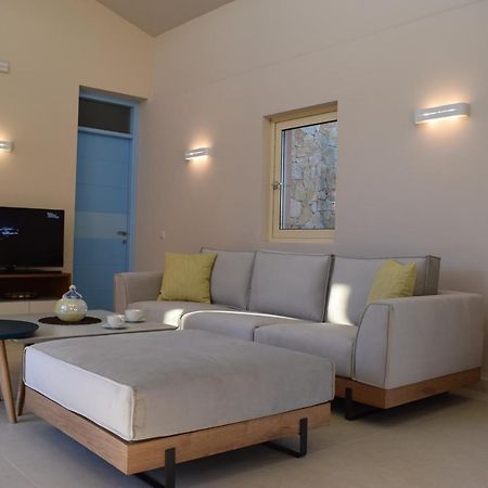 Three Stars Luxury Villas Moraitika Exterior photo