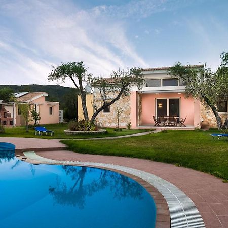 Three Stars Luxury Villas Moraitika Exterior photo