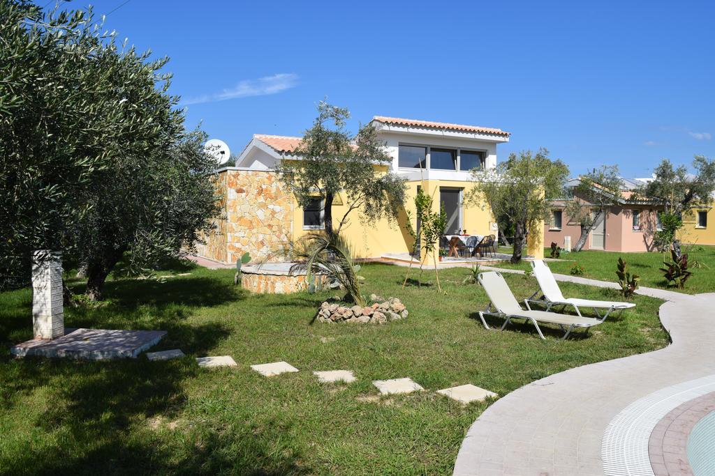 Three Stars Luxury Villas Moraitika Exterior photo