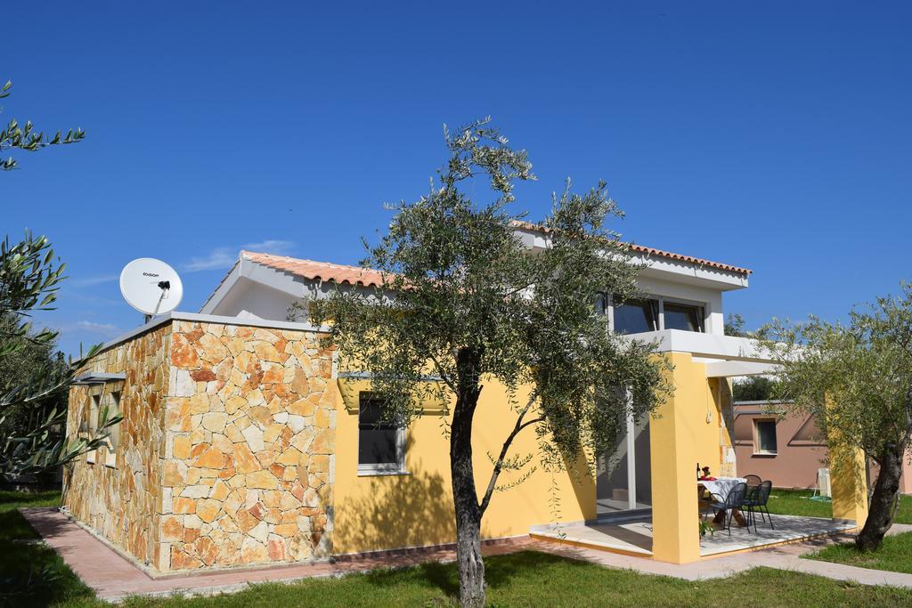 Three Stars Luxury Villas Moraitika Exterior photo