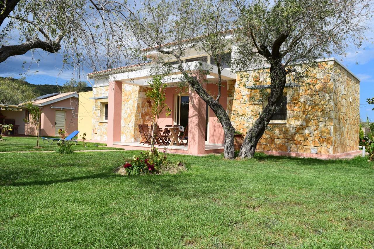 Three Stars Luxury Villas Moraitika Exterior photo
